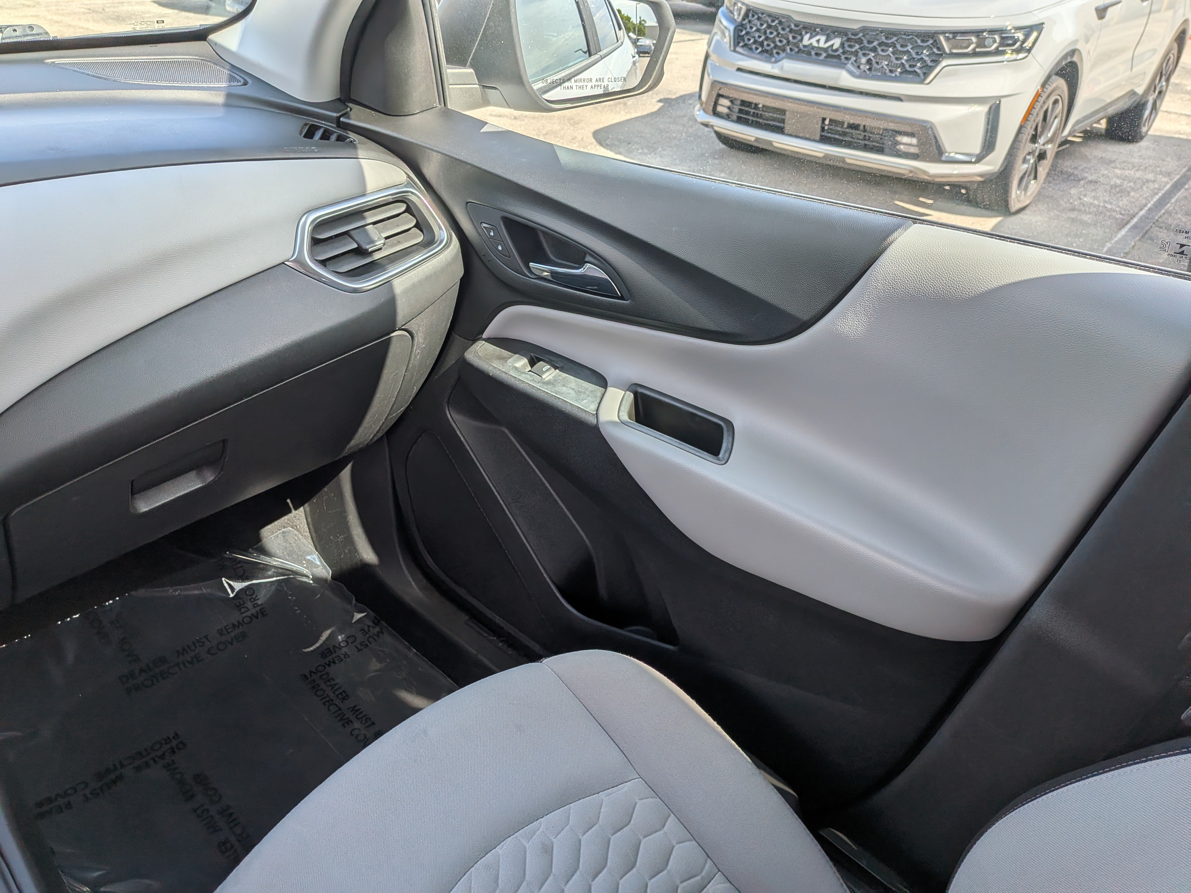Used 2021 Chevrolet Equinox LS w/ LS Convenience Package FWD image 18