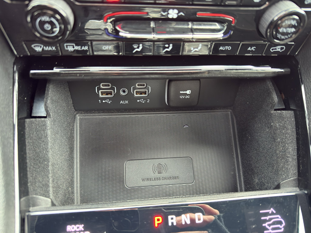 Used 2022 Jeep Grand Cherokee L Summit w/ Advanced Protech Group IV AWD/4WD image 20