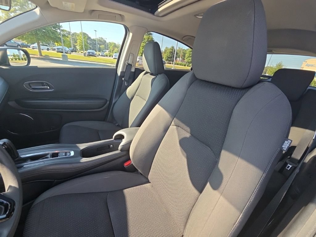 Used 2021 Honda HR-V EX image 25