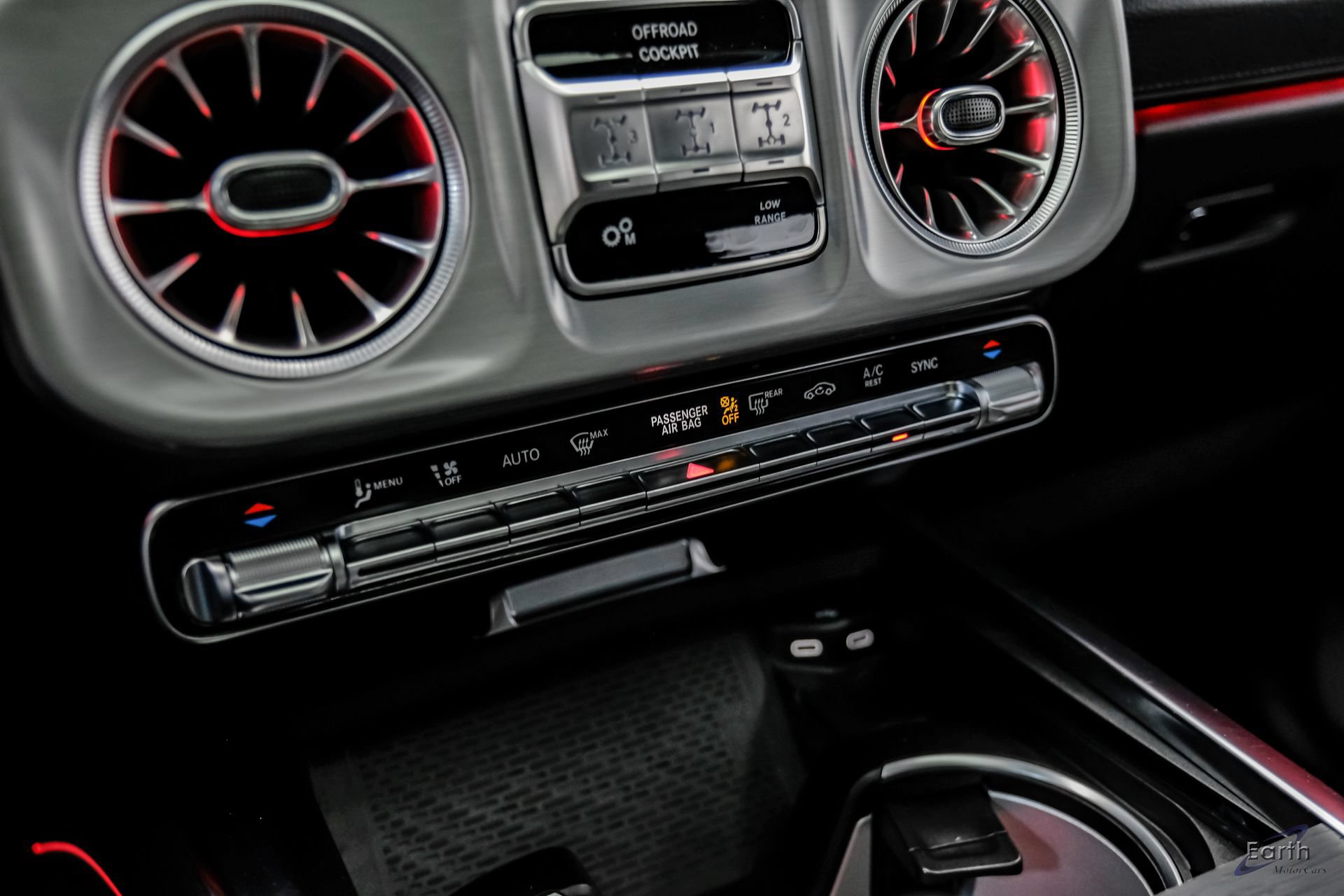 Used 2025 Mercedes-Benz G 63 AMG 4MATIC w/ Night Package Magno image 65