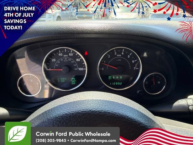 Used 2014 Jeep Wrangler Unlimited Rubicon w/ Connectivity Group AWD/4WD image 18
