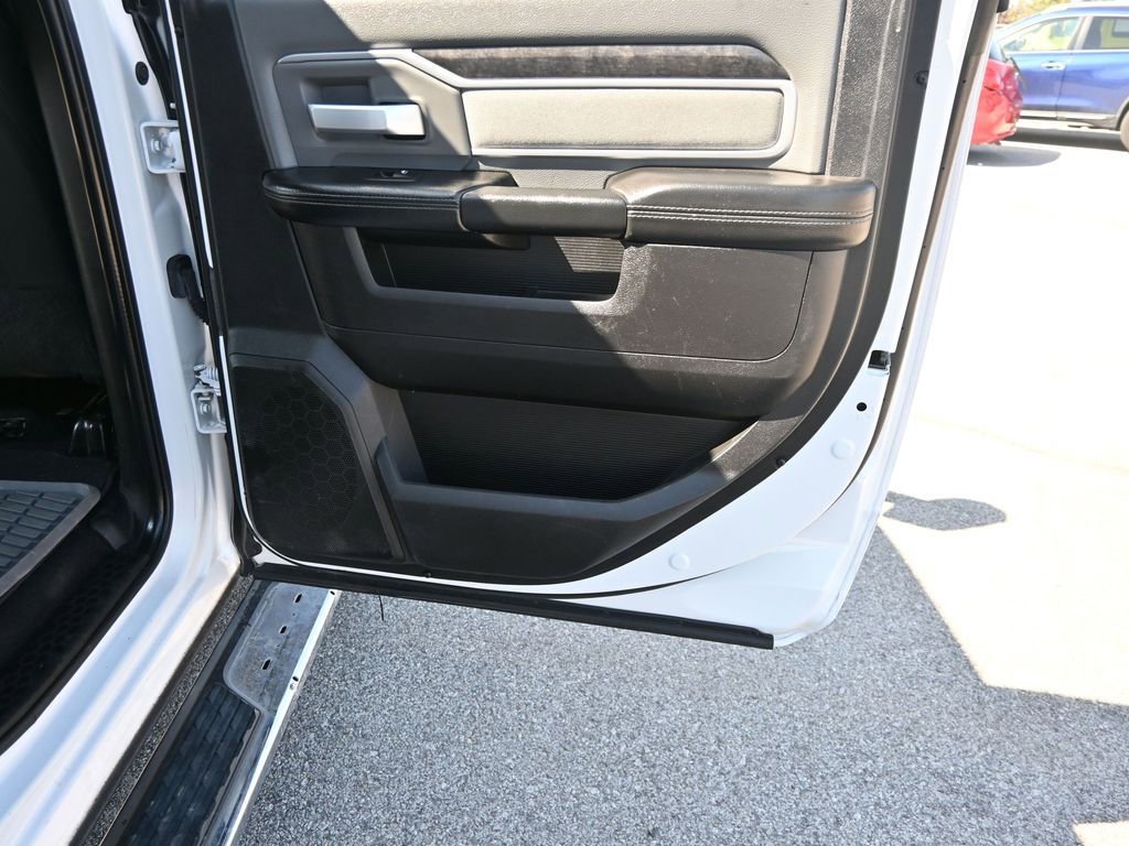 Used 2021 RAM 2500 Big Horn AWD/4WD image 33