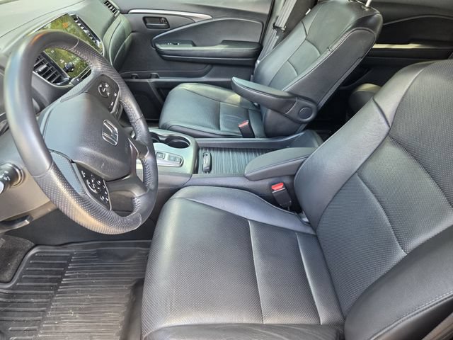 Used 2023 Honda Passport EX-L image 12