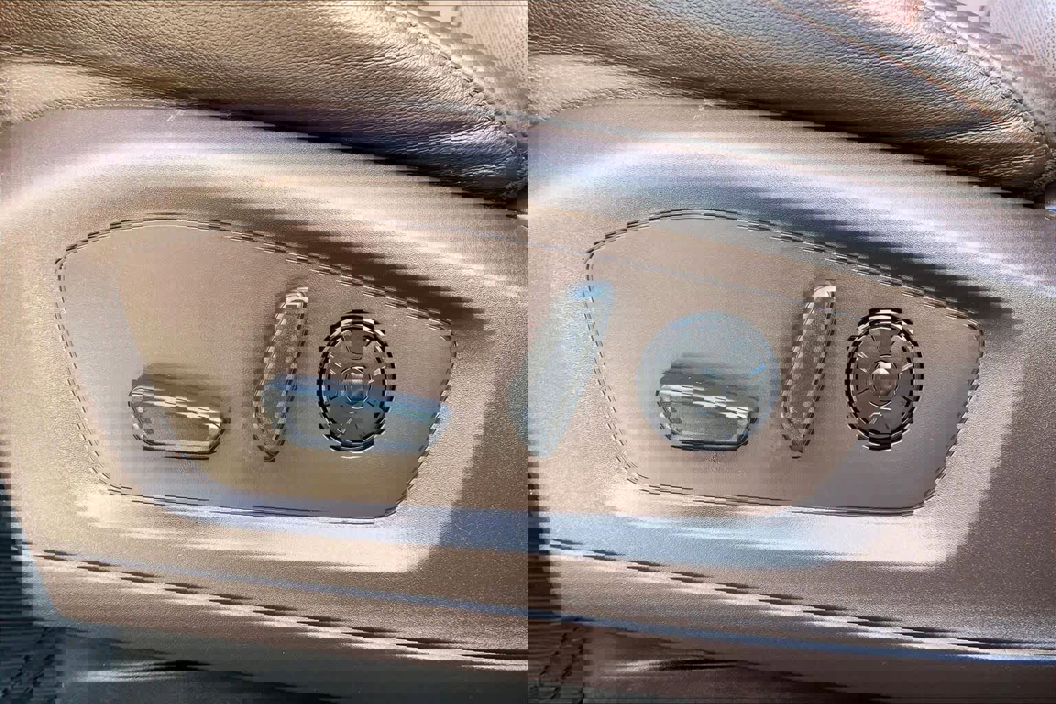 Used 2021 Ford Explorer King Ranch w/ Premium Technology Package AWD/4WD image 34