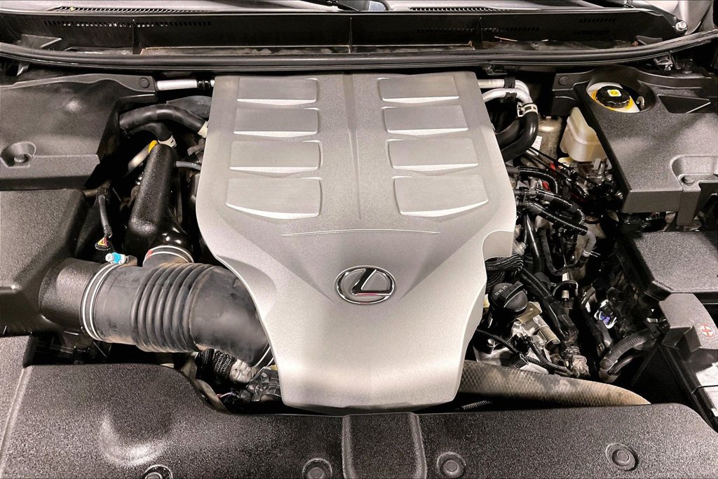Used 2022 Lexus GX 460 Premium w/ Accessory Package AWD/4WD image 39