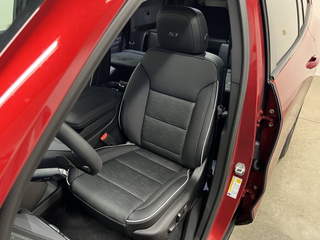 New 2026 Buick Enclave Sport Touring w/ Power Package image 28