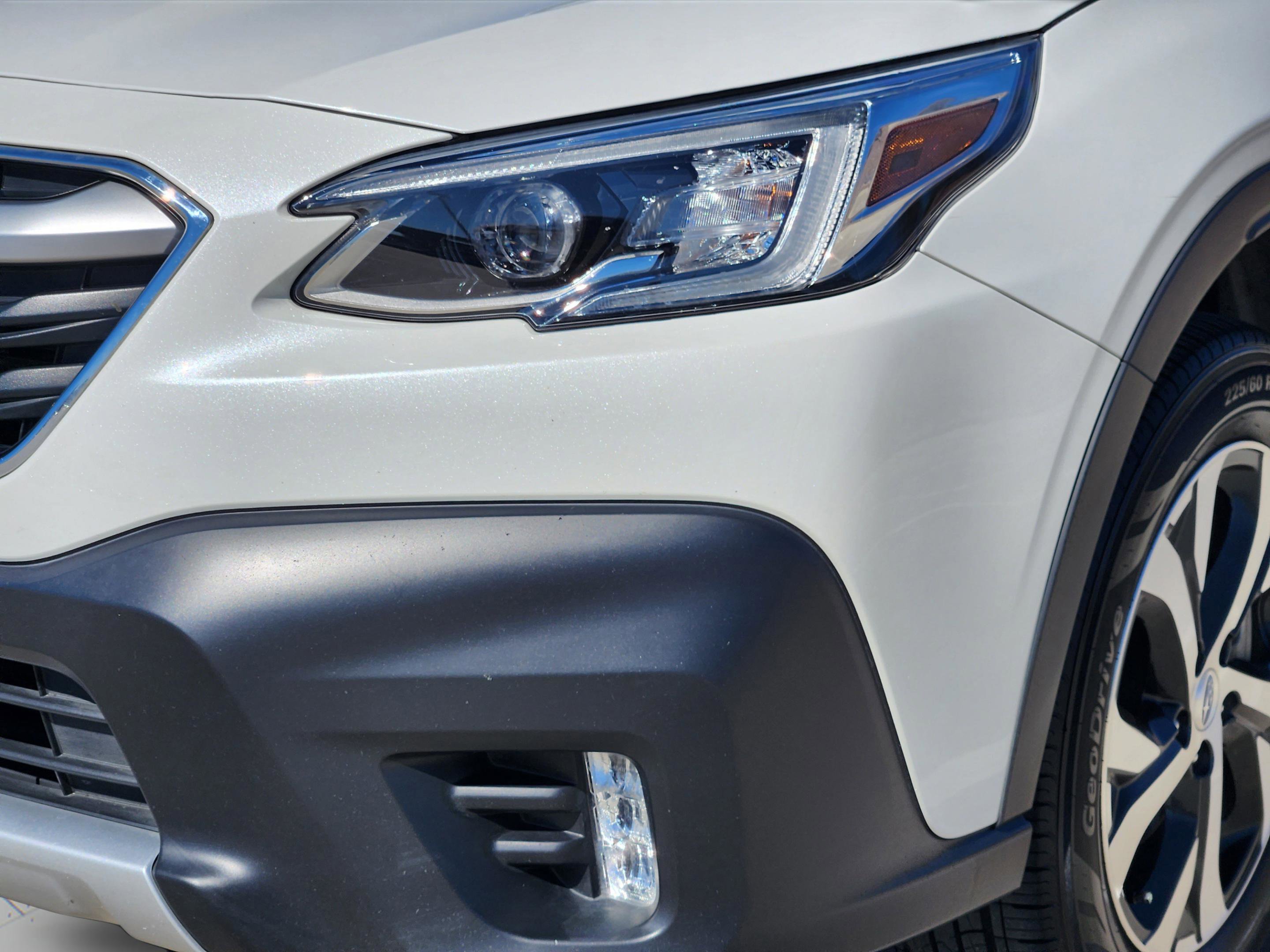 Used 2022 Subaru Outback Touring w/ Tech Package 2 image 9