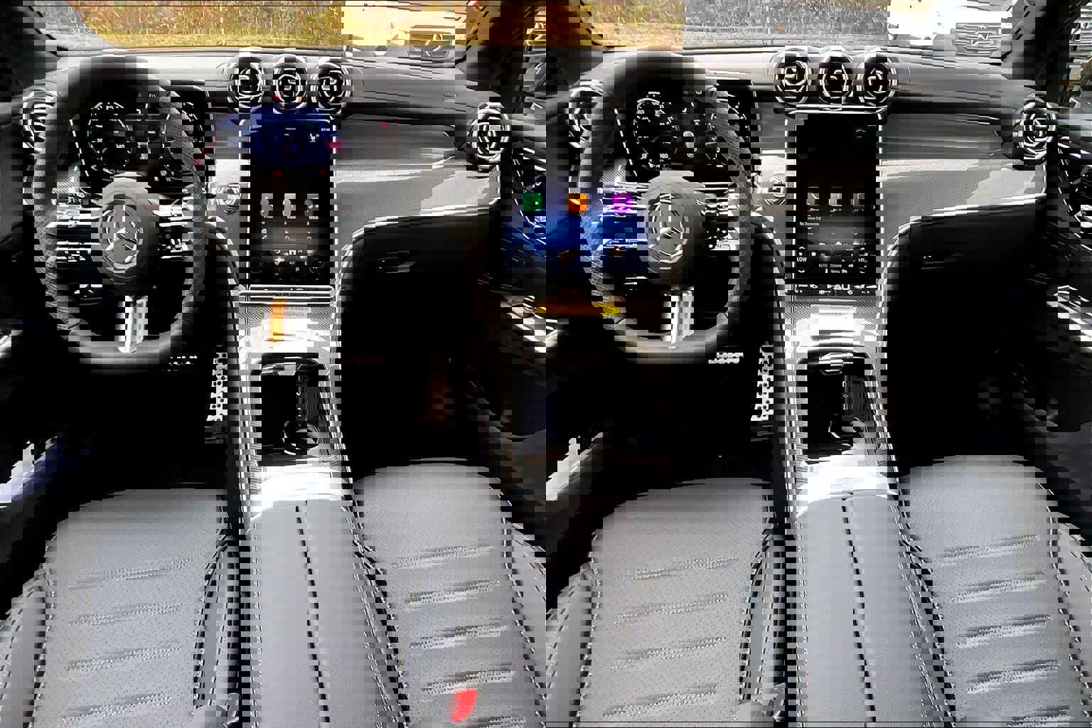 New 2026 Mercedes-Benz GLC 300 GLC 300 image 8