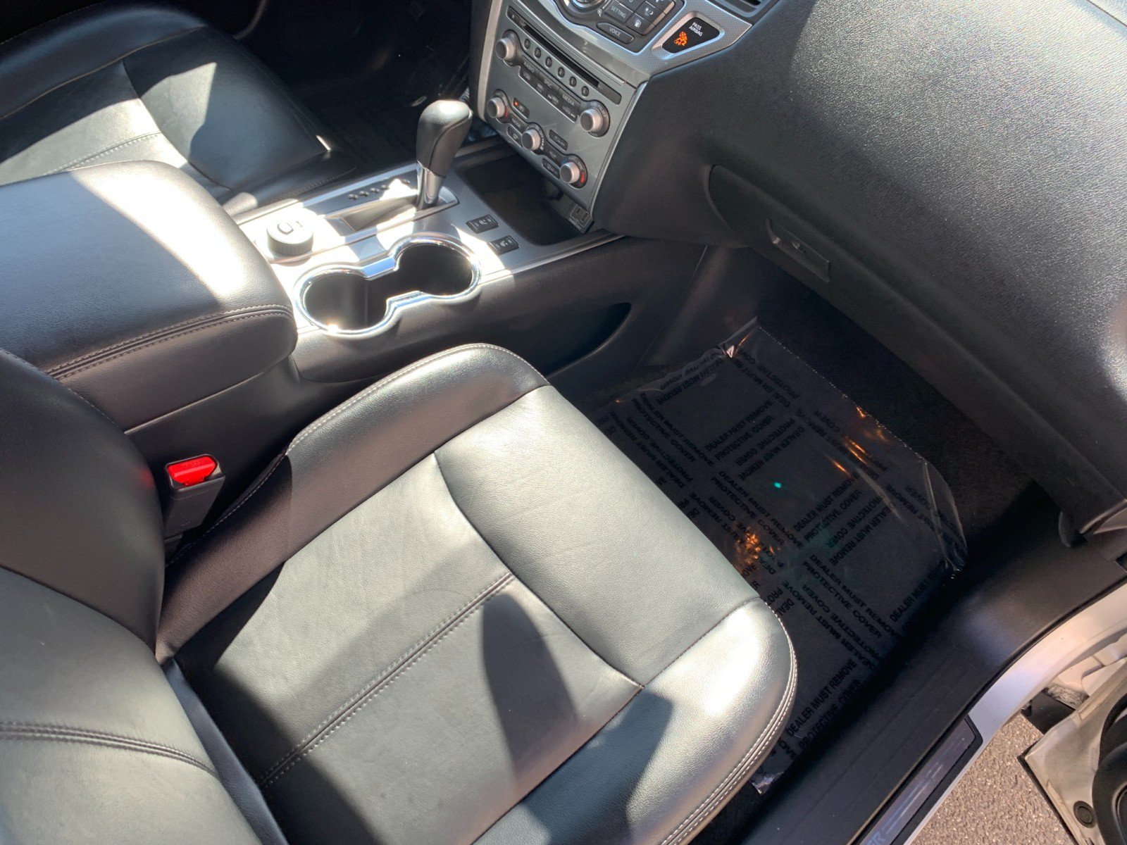 Used 2020 Nissan Pathfinder SL AWD/4WD image 41