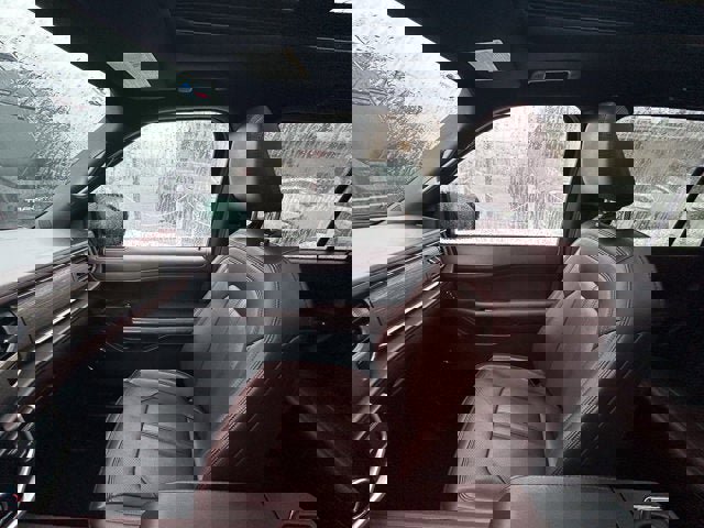 Used 2024 Ford Expedition Limited image 20