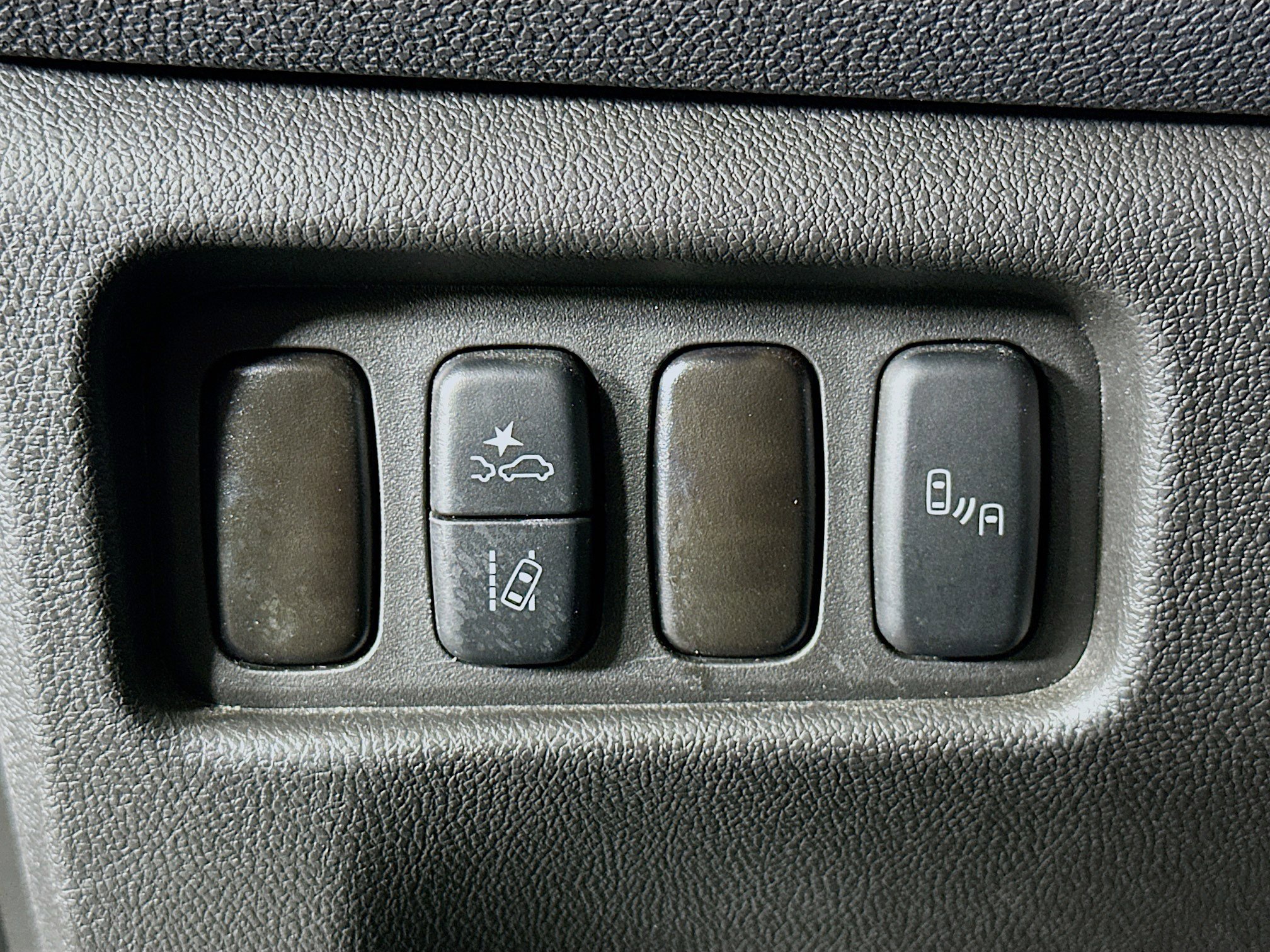 Used 2025 Mitsubishi Outlander Sport SE image 17