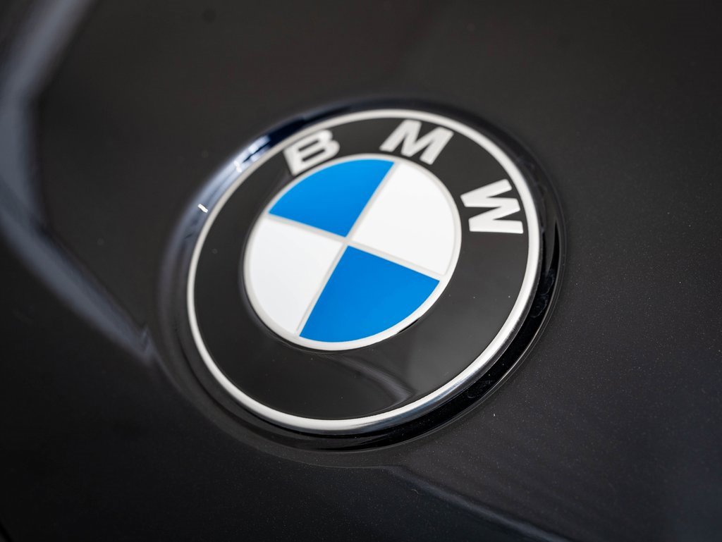 New 2026 BMW X6 xDrive40i image 3