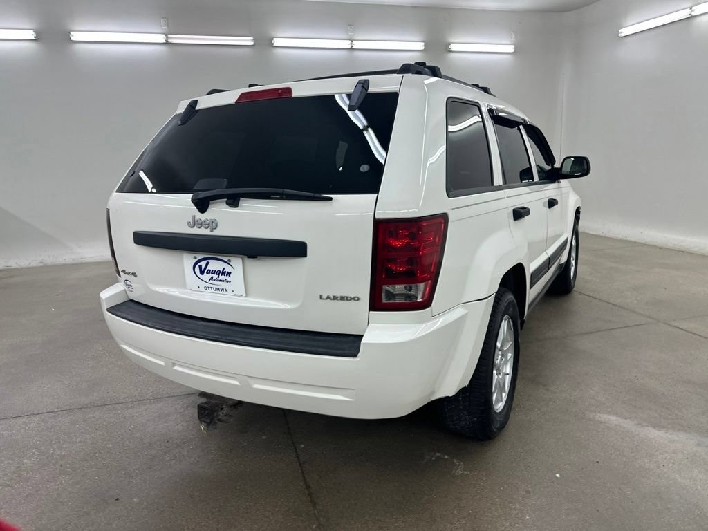 Used 2005 Jeep Grand Cherokee Laredo AWD/4WD image 13