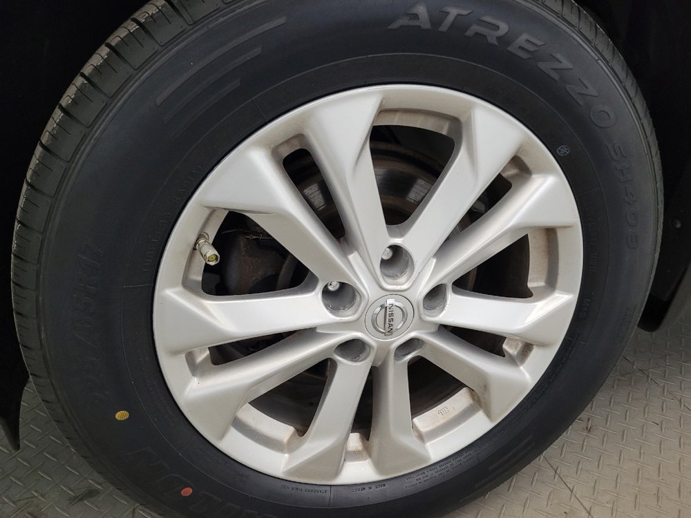 Used 2015 Nissan Rogue SV AWD/4WD image 31