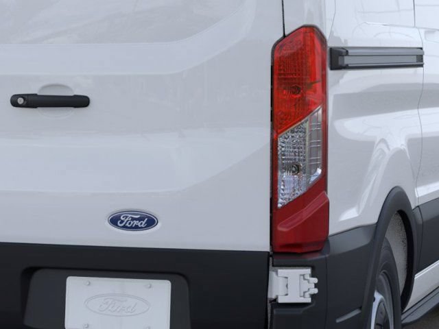 New 2026 Ford Transit 150 Low Roof RWD image 21