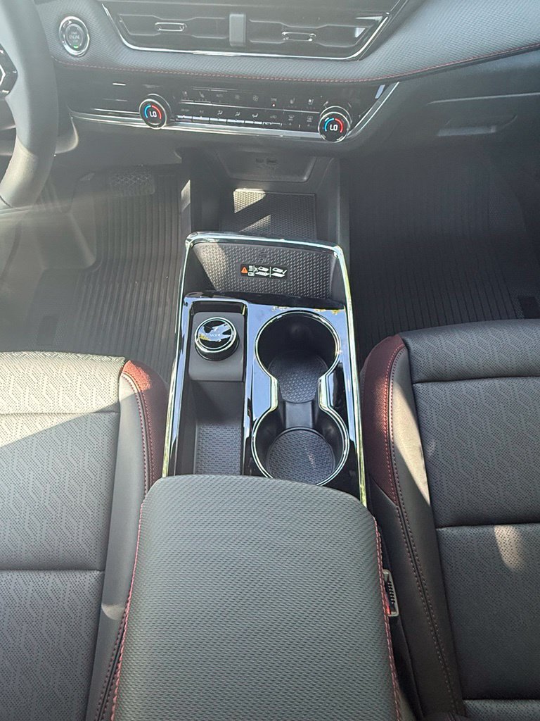 New 2027 Chevrolet Equinox RS w/ Safety and Technology Package AWD/4WD image 22