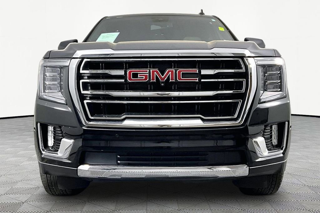 Used 2024 GMC Yukon SLT w/ SLT Luxury Package RWD image 2