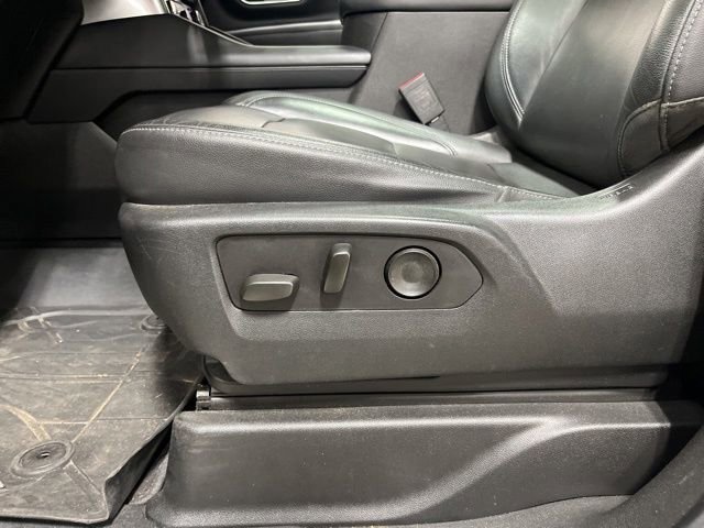 Used 2021 Chevrolet Tahoe Z71 w/ Z71 Signature Package AWD/4WD image 25