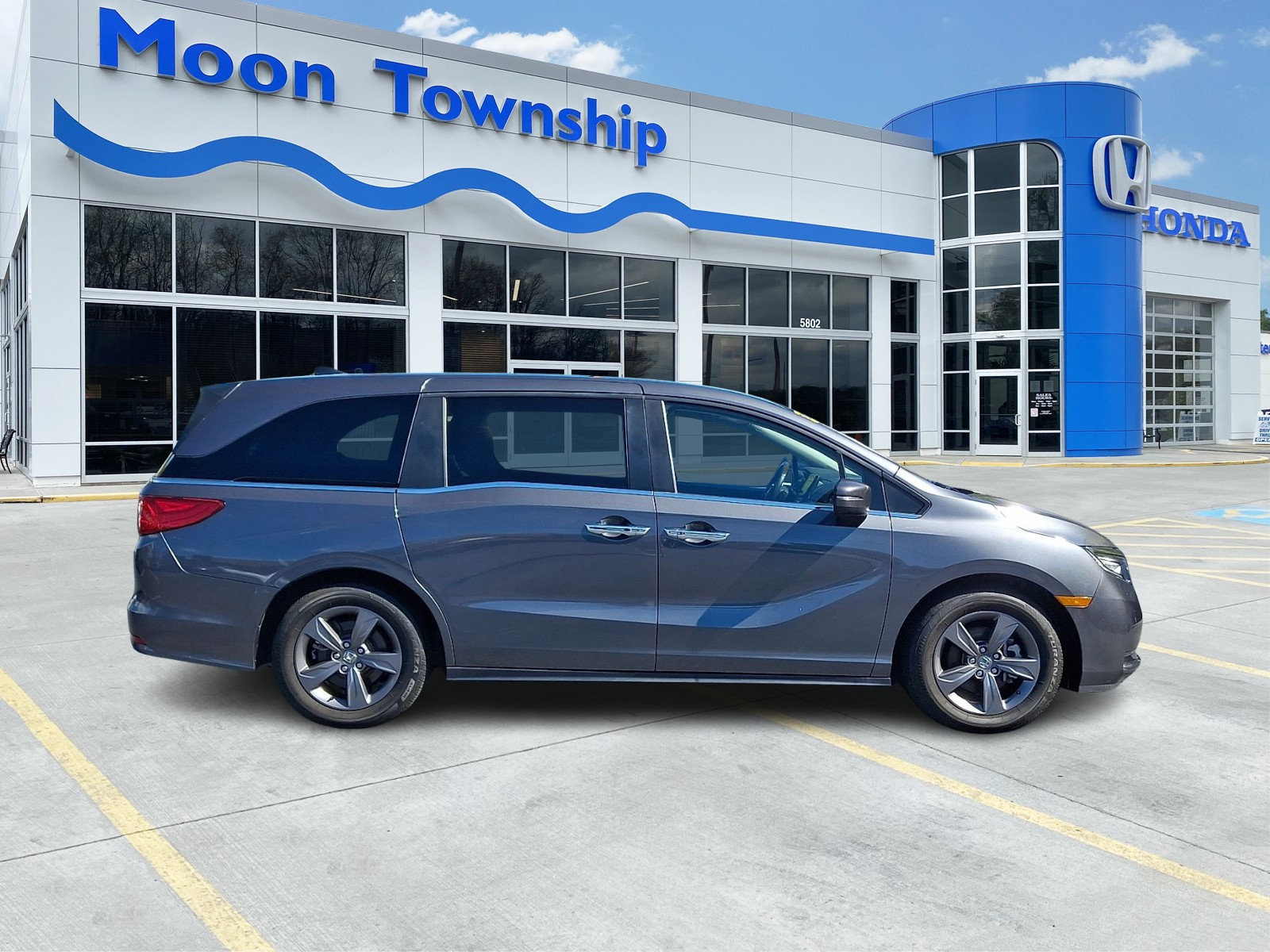 Used 2024 Honda Odyssey EX image 7