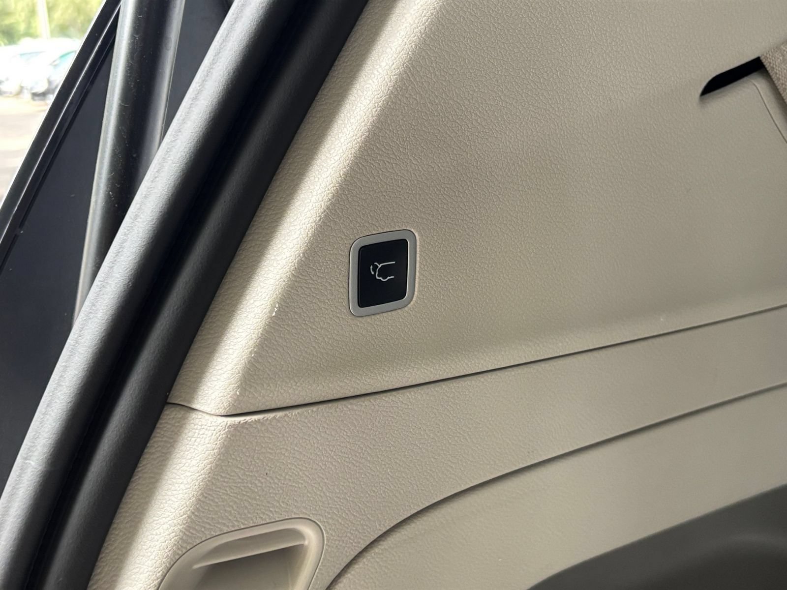 Used 2022 Chrysler Pacifica Touring-L FWD image 22