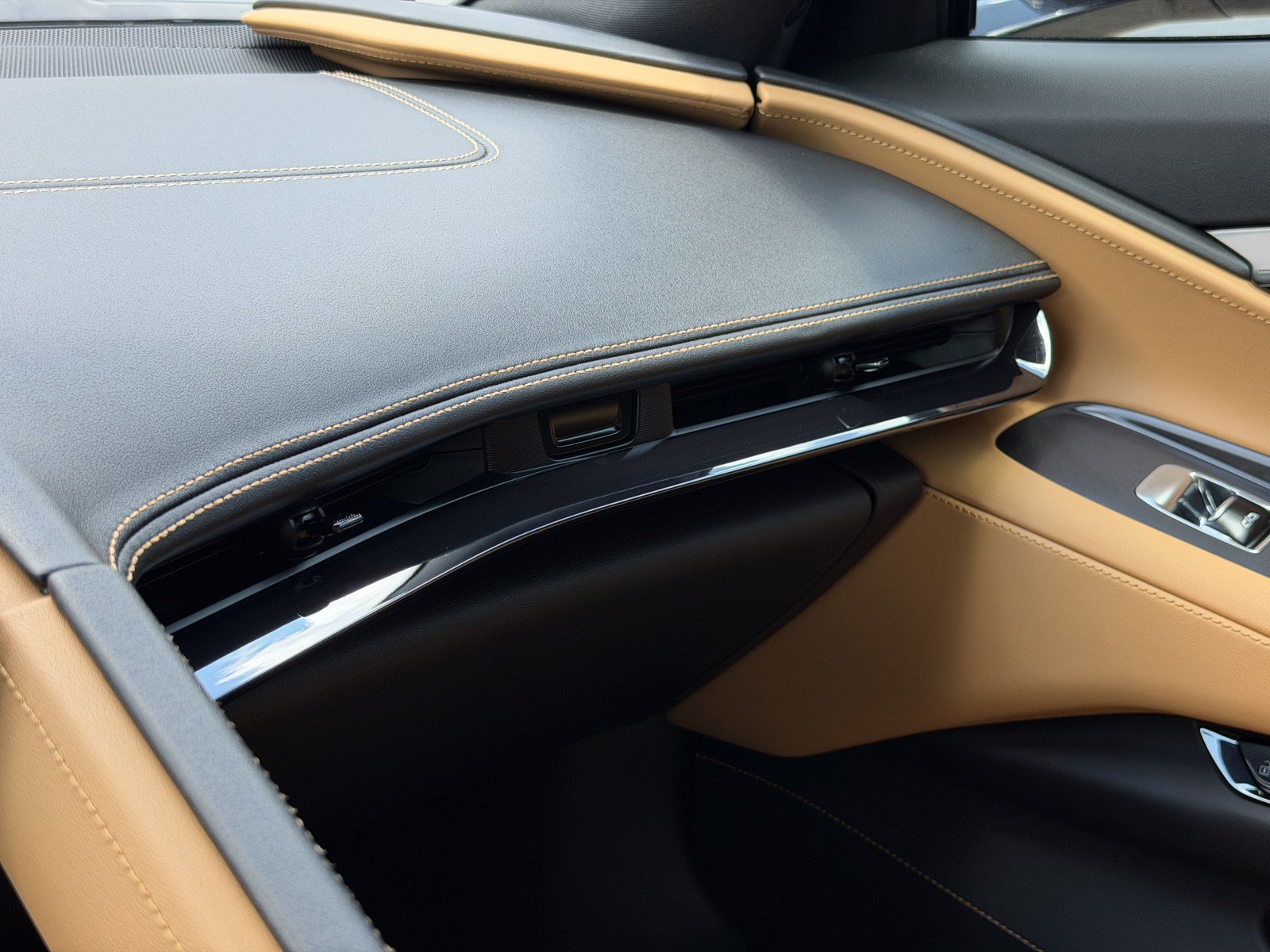 Used 2026 Chevrolet Corvette Stingray Preferred Conv w/ Z51 Performance Package RWD image 28