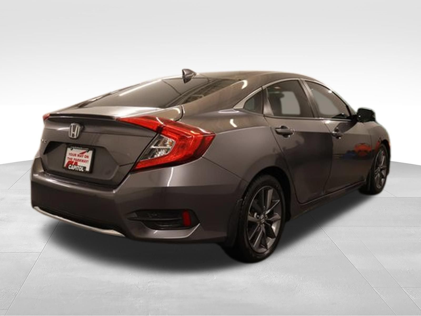 Used 2019 Honda Civic EX image 2