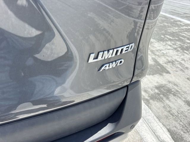 Used 2023 Toyota RAV4 Limited image 25