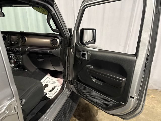 Used 2020 Jeep Wrangler Unlimited Sport AWD/4WD image 30