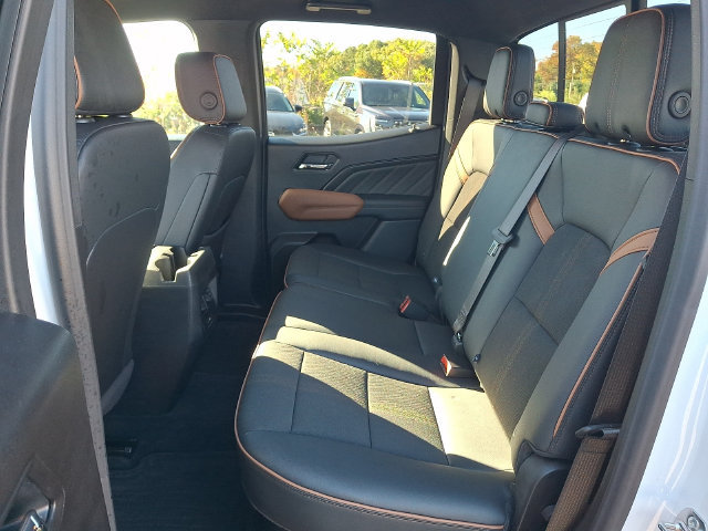 Used 2026 GMC Canyon AT4 AWD/4WD image 19