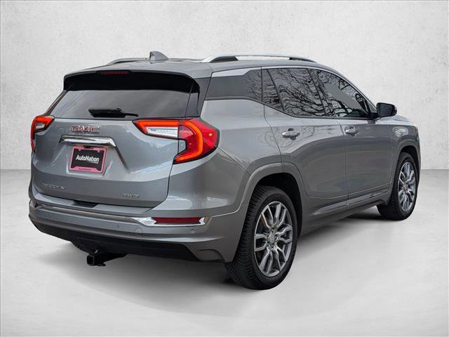 Used 2023 GMC Terrain Denali w/ Denali Premium Package image 5