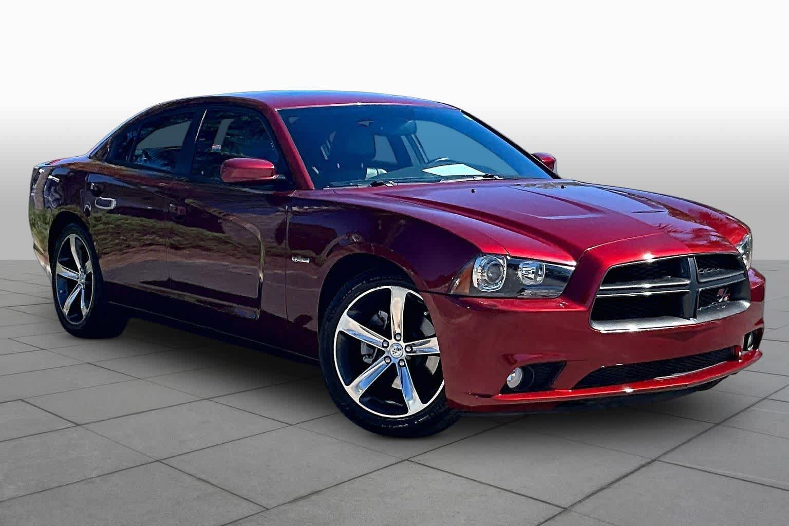 Used 2014 Dodge Charger R/T RWD image 3