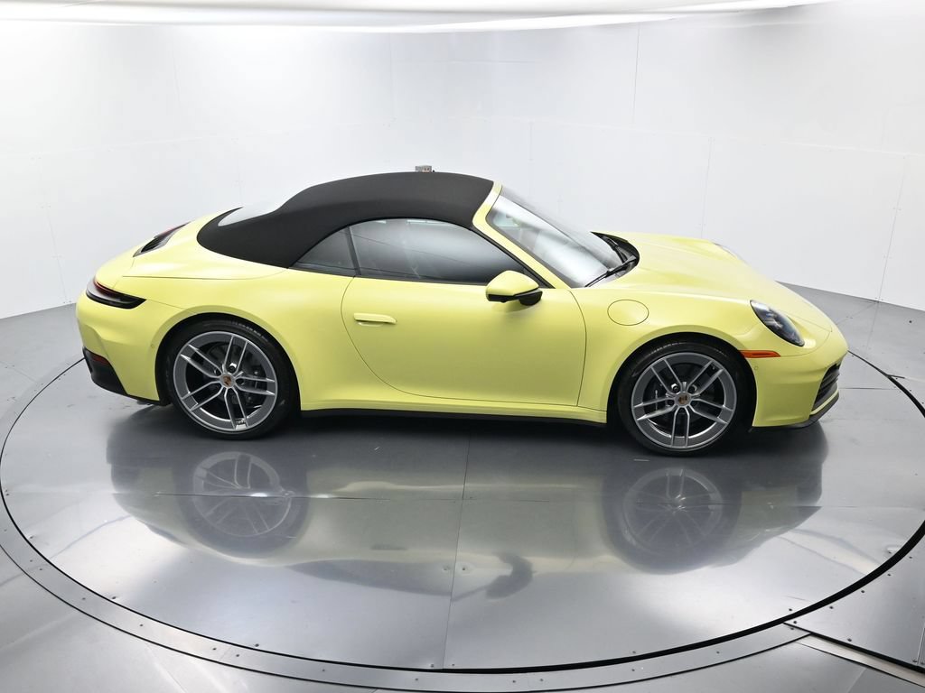 Certified 2025 Porsche 911 Carrera RWD image 31