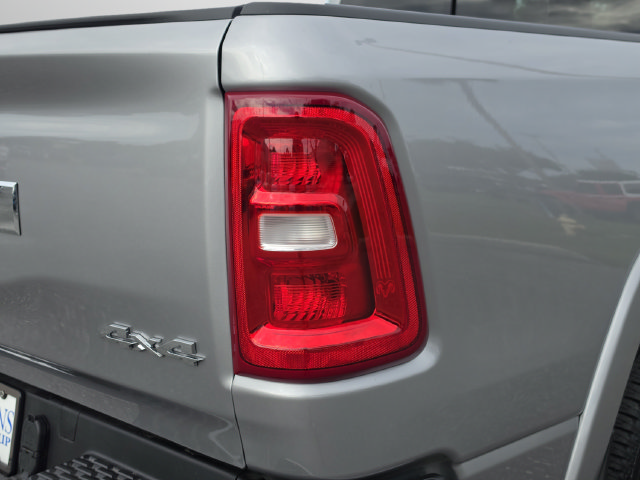 Used 2025 RAM 1500 Laramie AWD/4WD image 14