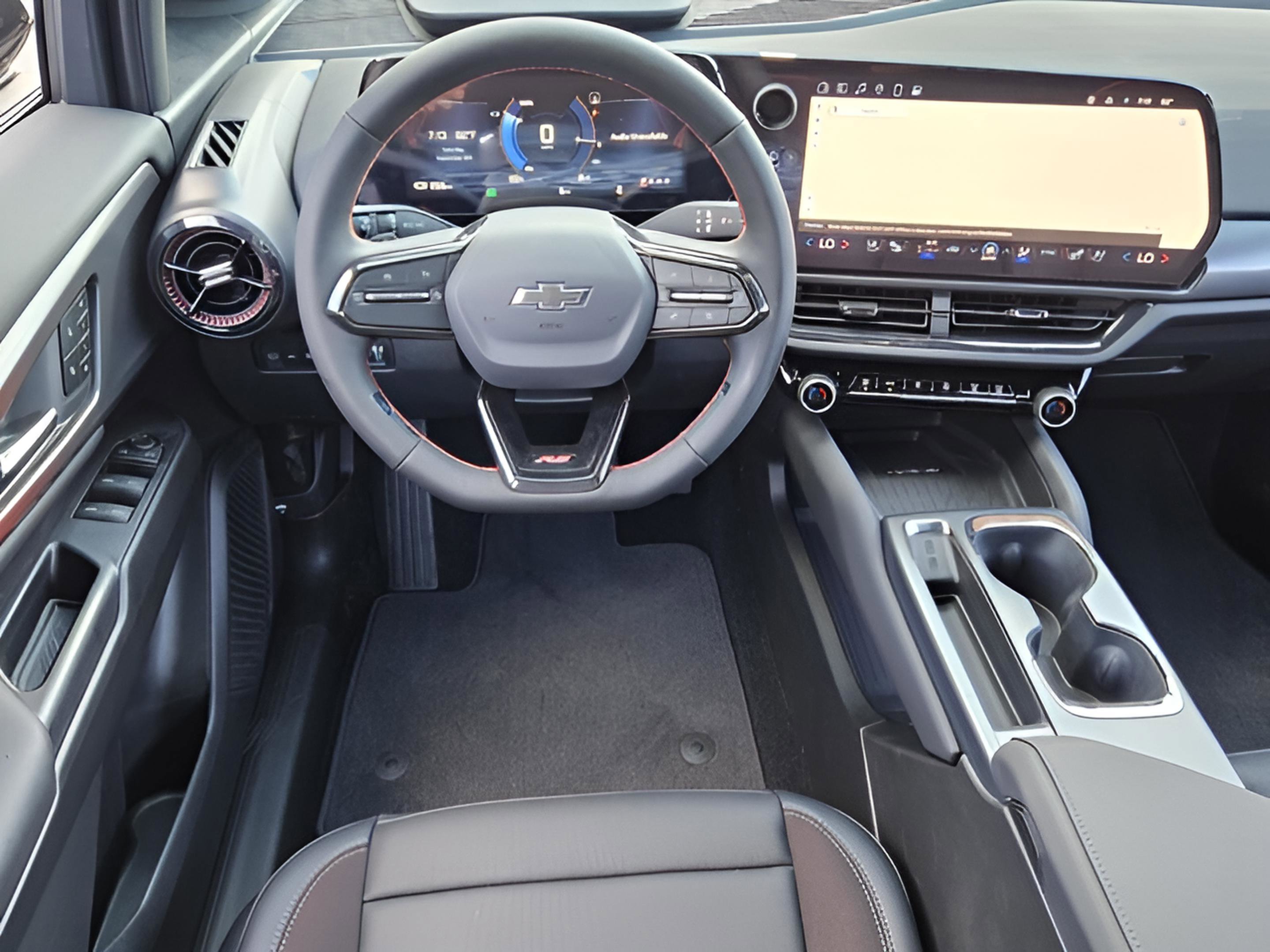 New 2025 Chevrolet Equinox EV RS image 7