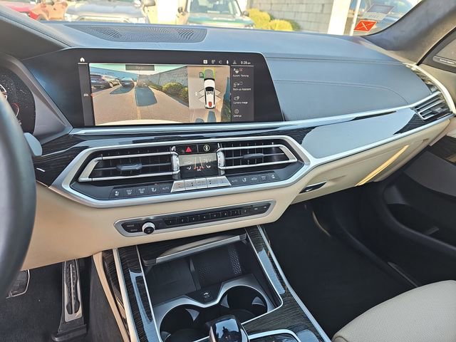 Used 2021 BMW X7 xDrive40i w/ M Sport Package image 24