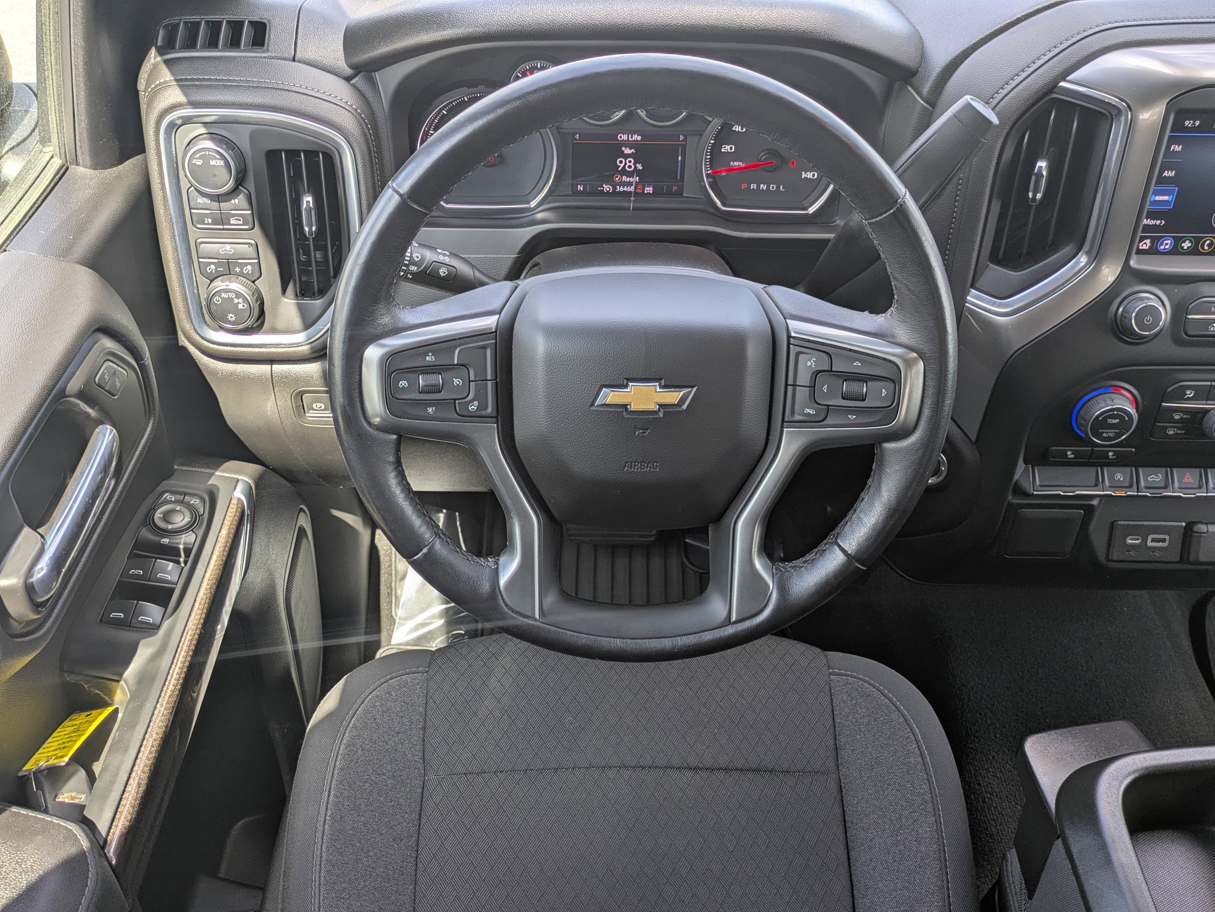 Used 2021 Chevrolet Silverado 1500 LT image 36