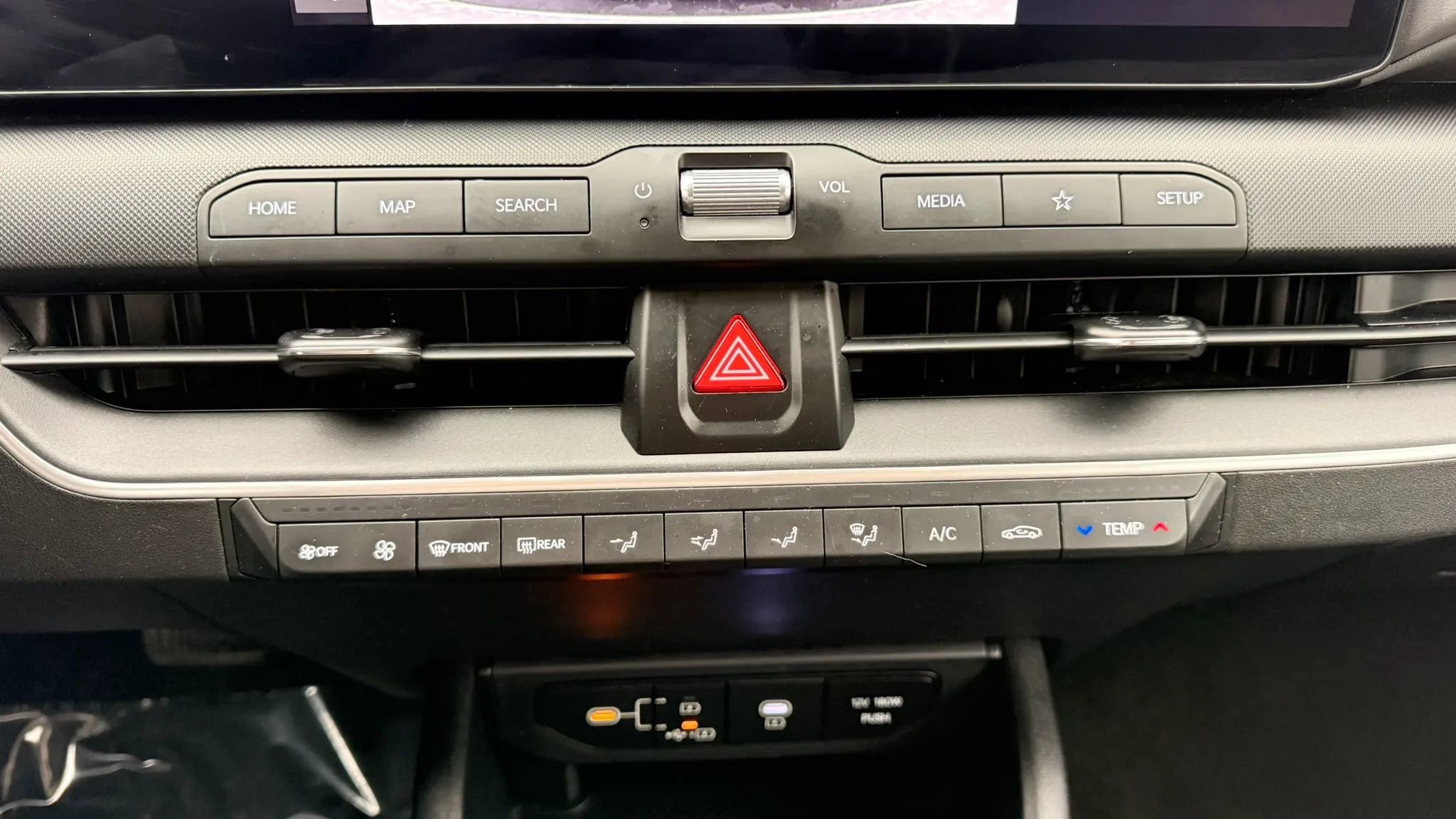 Used 2025 Kia K4 image 24