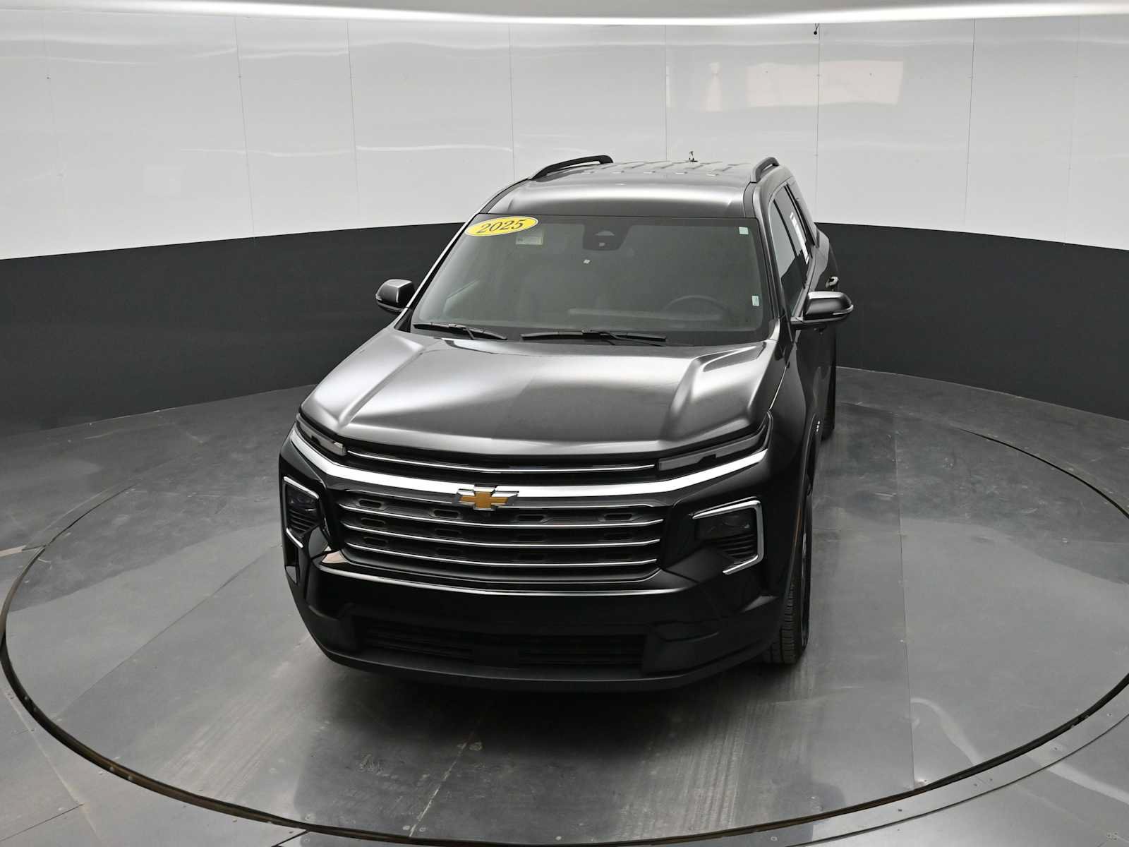 Used 2025 Chevrolet Traverse LT AWD/4WD image 29