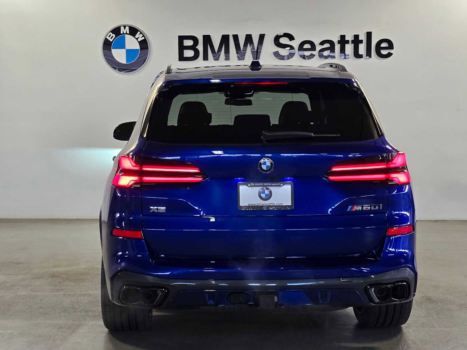 New 2026 BMW X5 M60i w/ Executive Package image 5