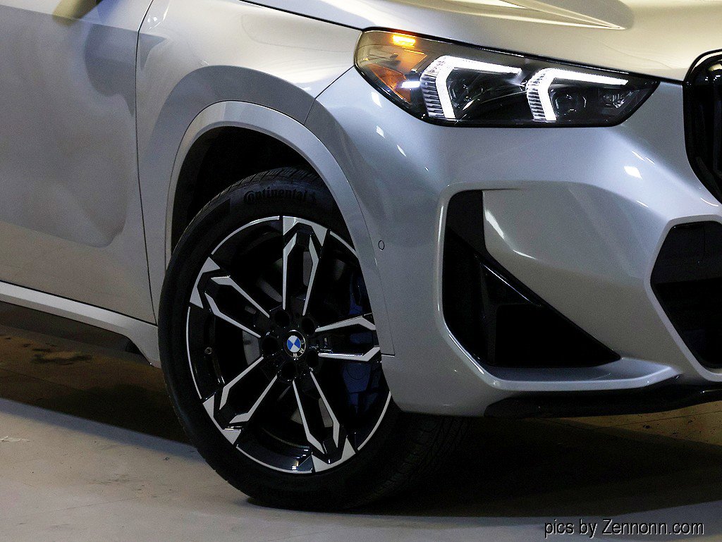 Used 2025 BMW X1 M35i w/ Premium Package image 3