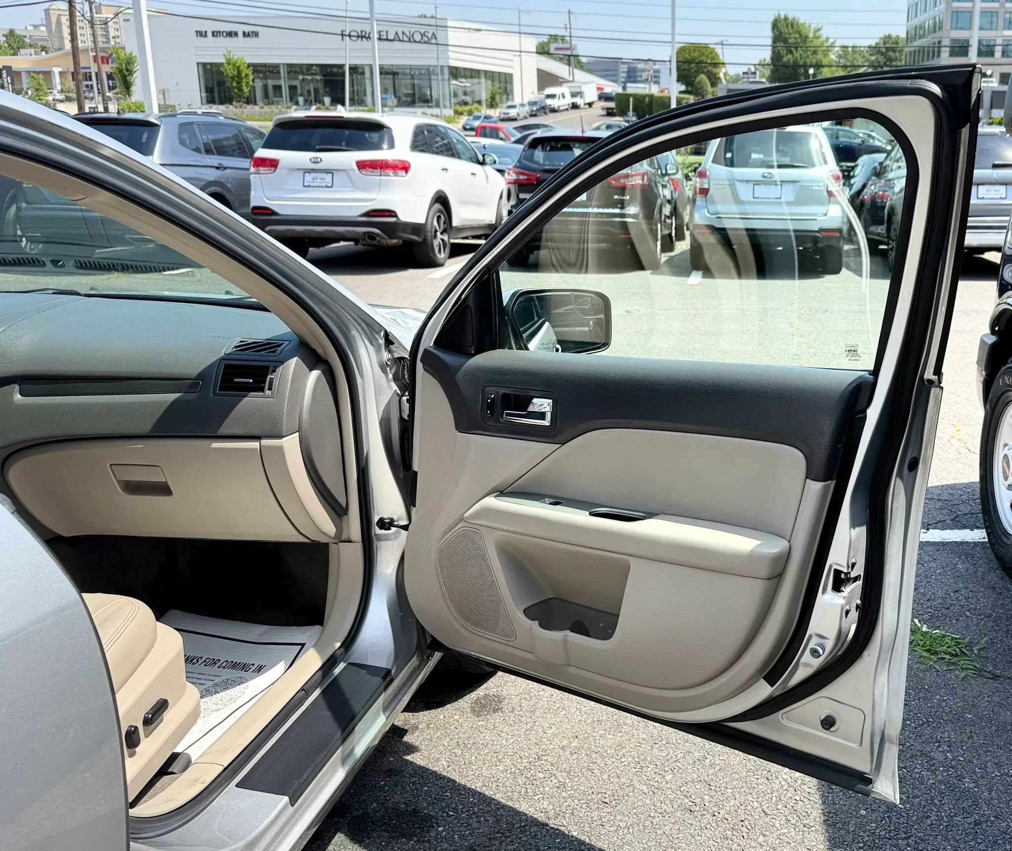 Used 2011 Ford Fusion SEL FWD image 31