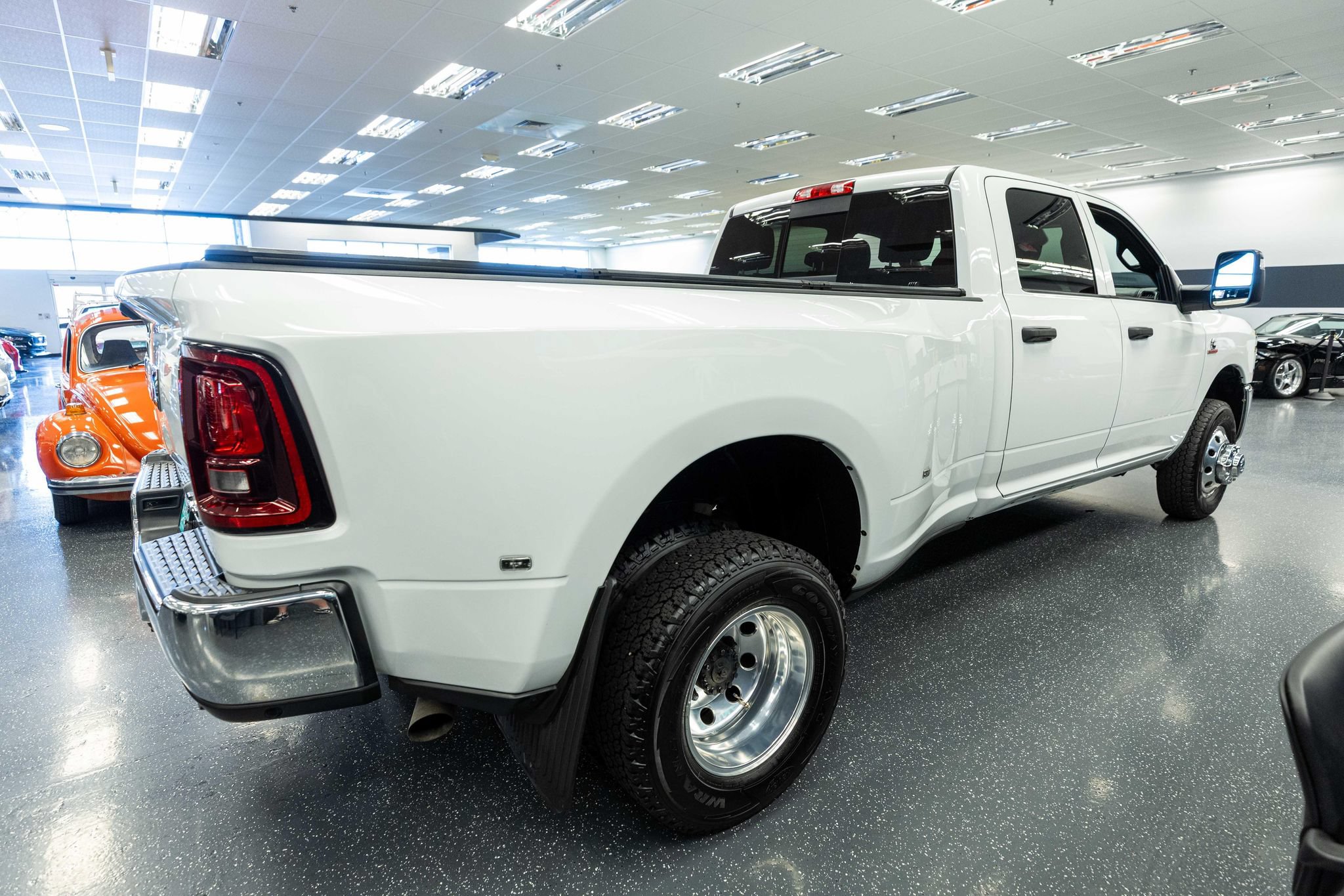 Used 2025 RAM 3500 Tradesman AWD/4WD image 4