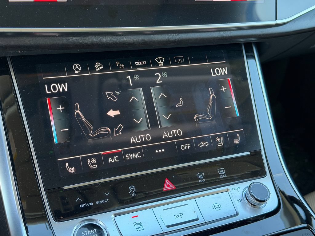 Certified 2025 Audi Q7 3.0T Prestige AWD/4WD image 32