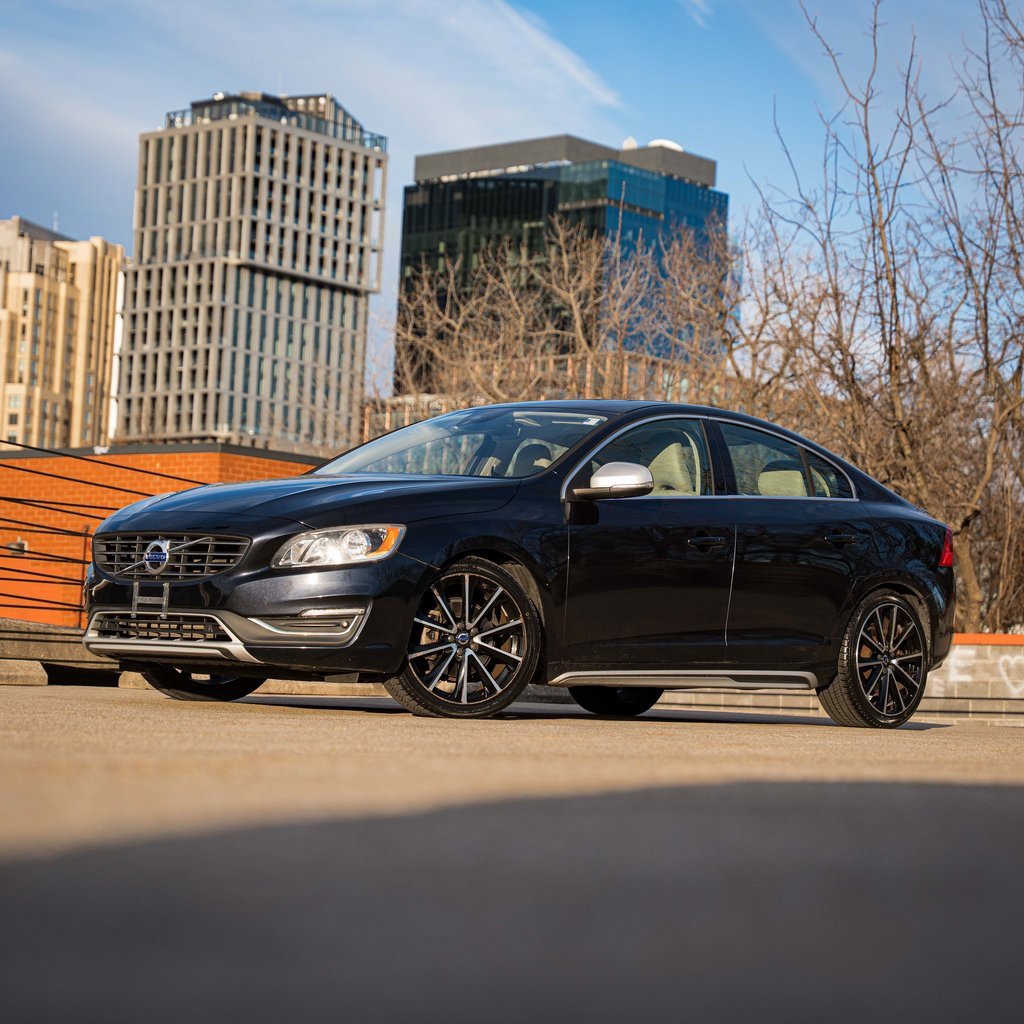 Used 2016 Volvo S60 T5 Premier w/ Convenience Package image 1