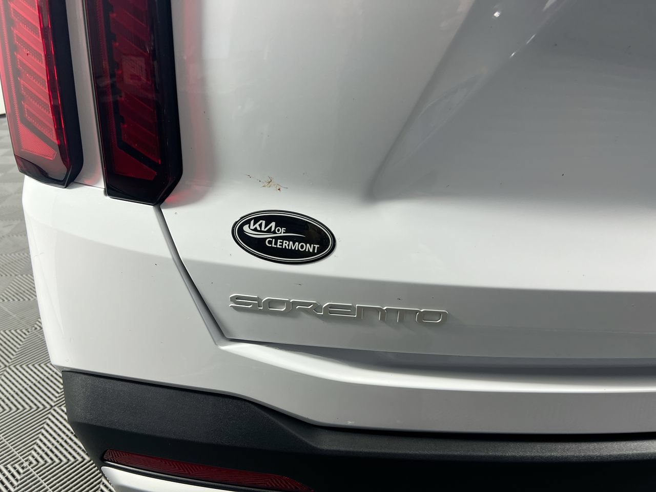 New 2026 Kia Sorento LX FWD image 5