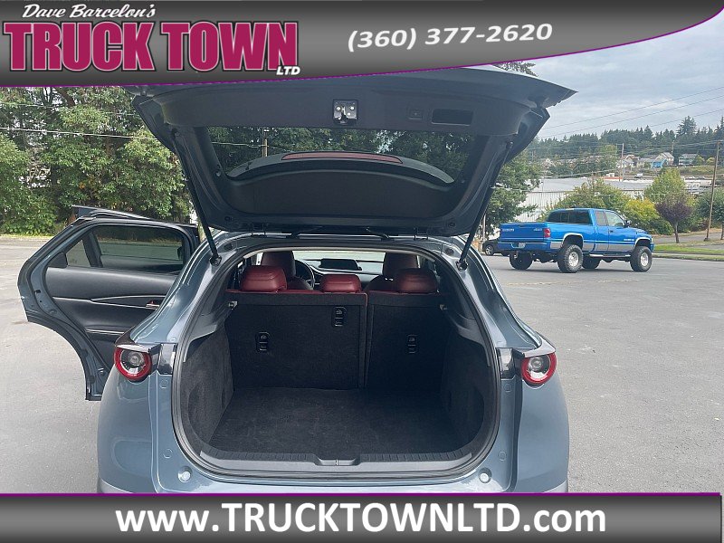 Used 2025 MAZDA CX-30 AWD 2.5 S w/ Preferred Package image 11