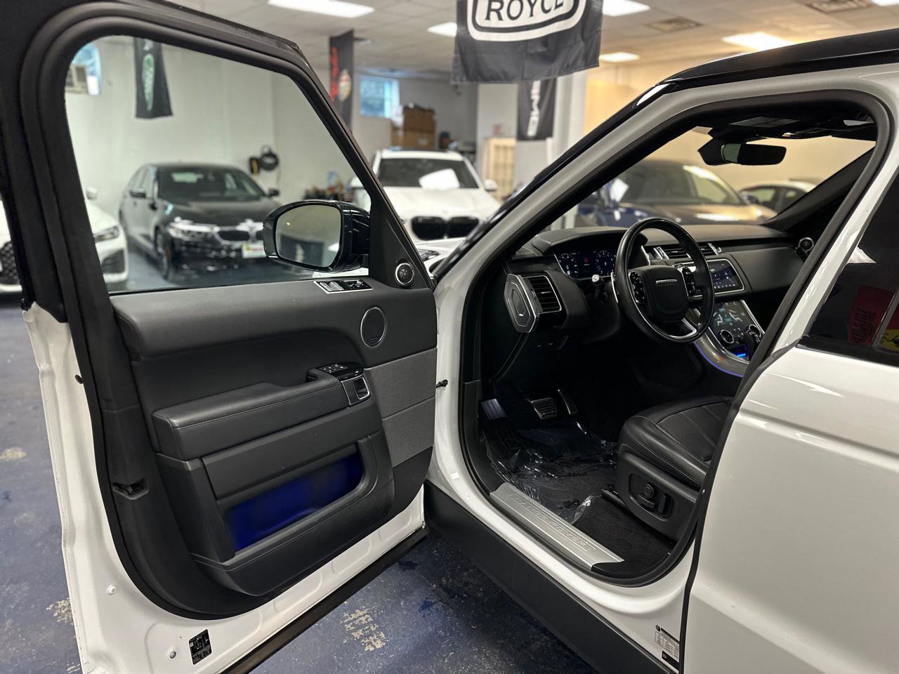 Used 2021 Land Rover Range Rover Sport HSE Silver Edition AWD/4WD image 11