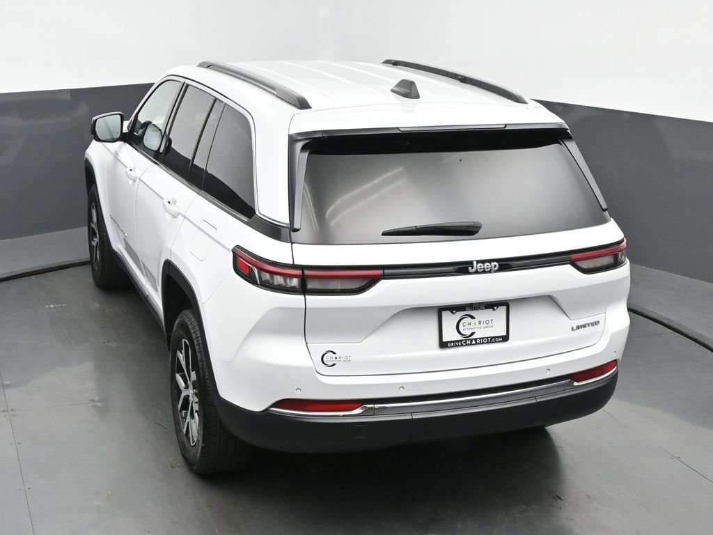 Used 2024 Jeep Grand Cherokee Limited image 41