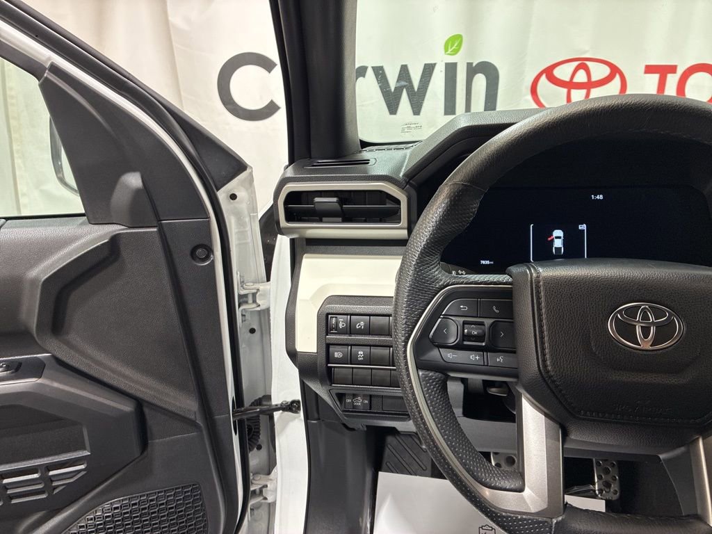 Used 2024 Toyota Tacoma TRD Sport AWD/4WD image 23
