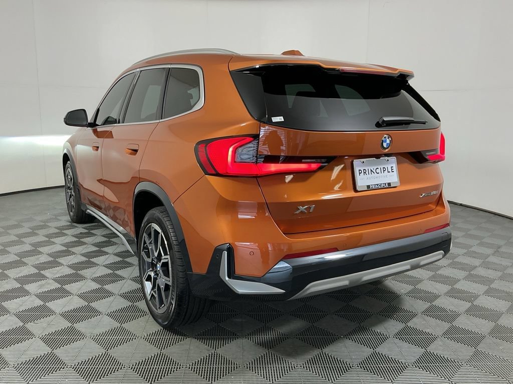 Certified 2023 BMW X1 xDrive28i w/ Convenience Package AWD/4WD image 7
